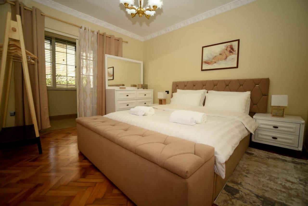 티라나 Amli Apartament 아파트 외부 사진